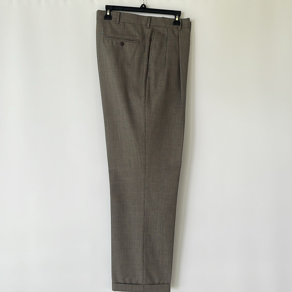 Nautica Suit - Picture 5 of 6